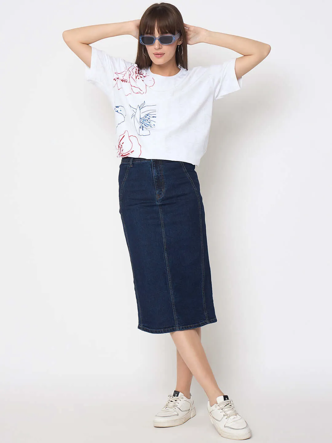 Ethically Sourced Material RecycledBlend Madame Printed Handwork Detail White Sinker T-shirt