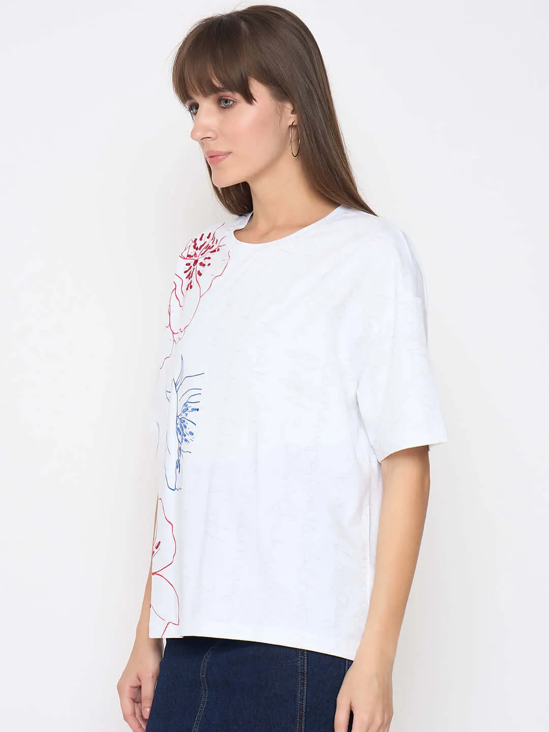 Madame Printed Handwork Detail White Sinker T-shirt Chilly Day Style Breathable mesh panel