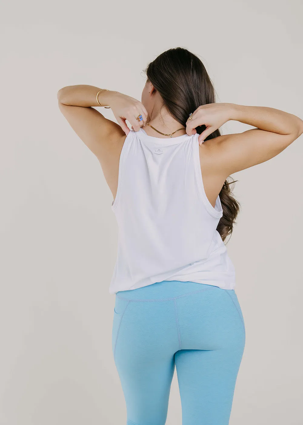 Heat Safe MultiPocketDesign Beyond Yoga Featherweight ReBalance Tank - White