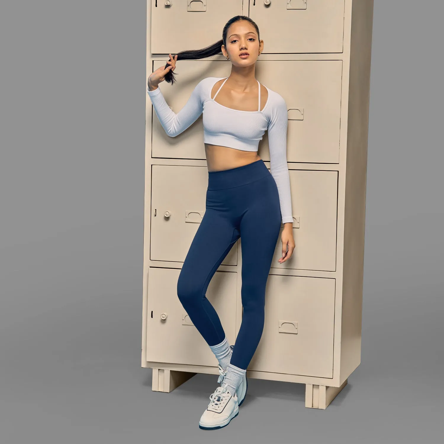 Limitless snatched ribbed waistband & Ruched back legging - NAVY BLUE Squat Proof Dance Practice