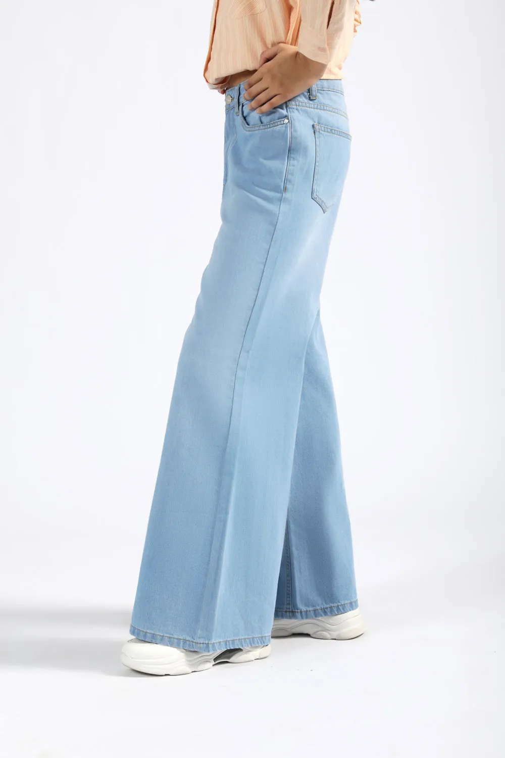 Comfy Vibes Layer Essential MEGA WIDE FIT DENIM