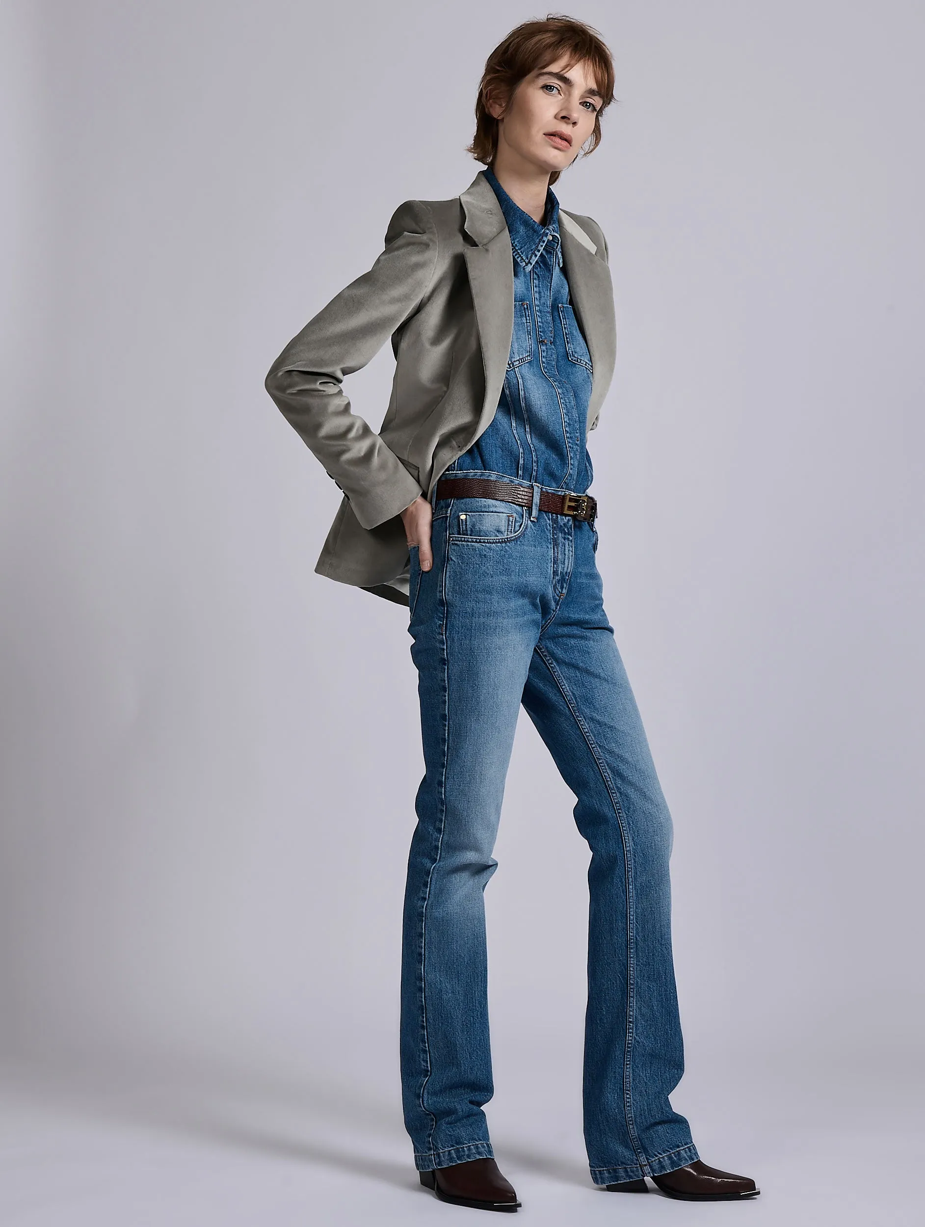 Soft and Stretchy Blue denim 5-pocket straight fit jeans