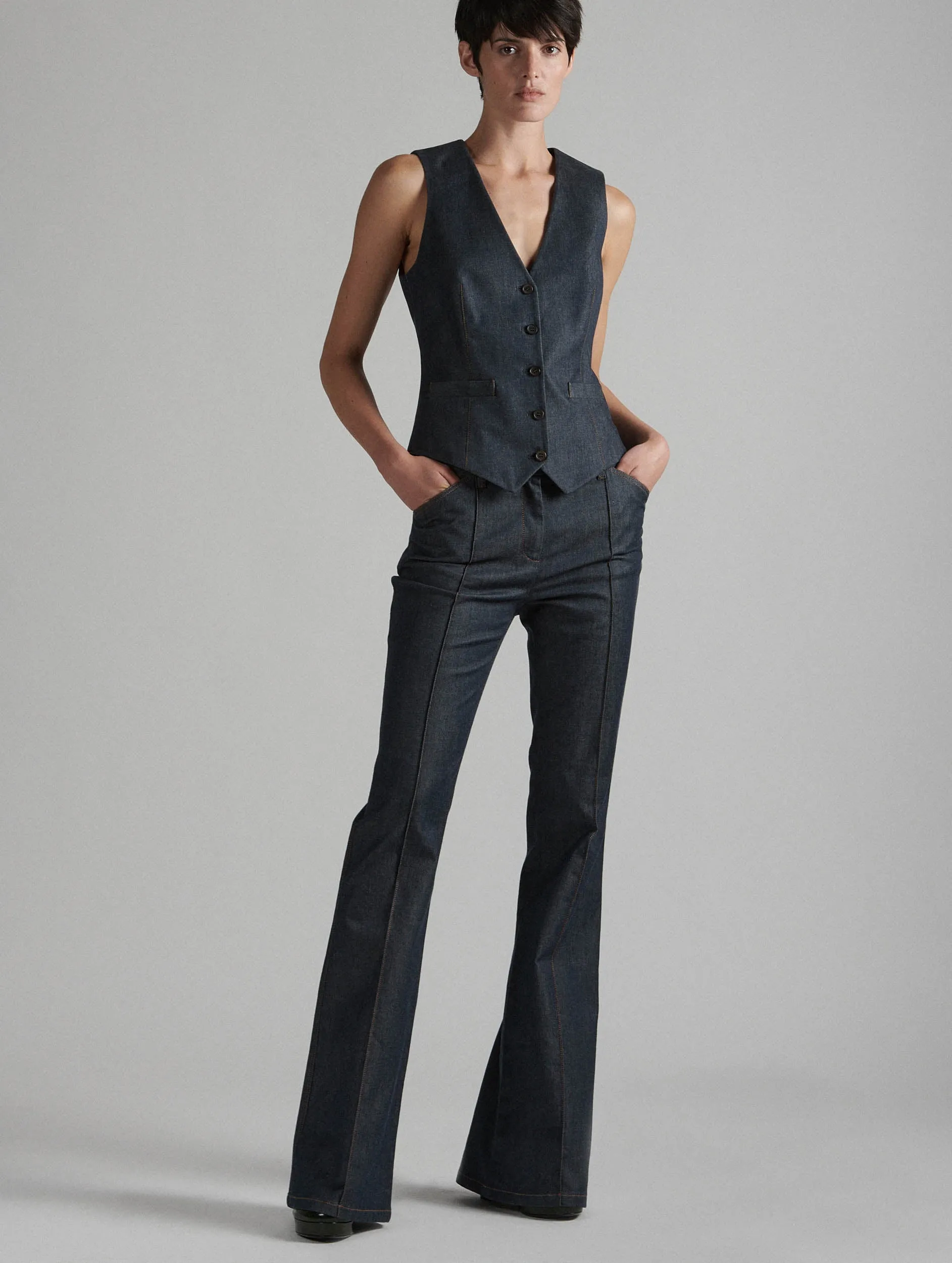 StaticResistantMaterial Workout-ready Bootleg suit trousers in washed denim