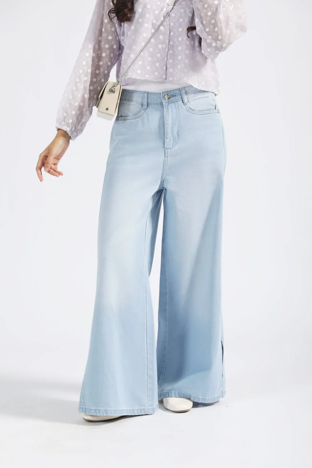SnagFreeFabric MEGA WIDE FIT DENIM WITH SLIT DETAIL