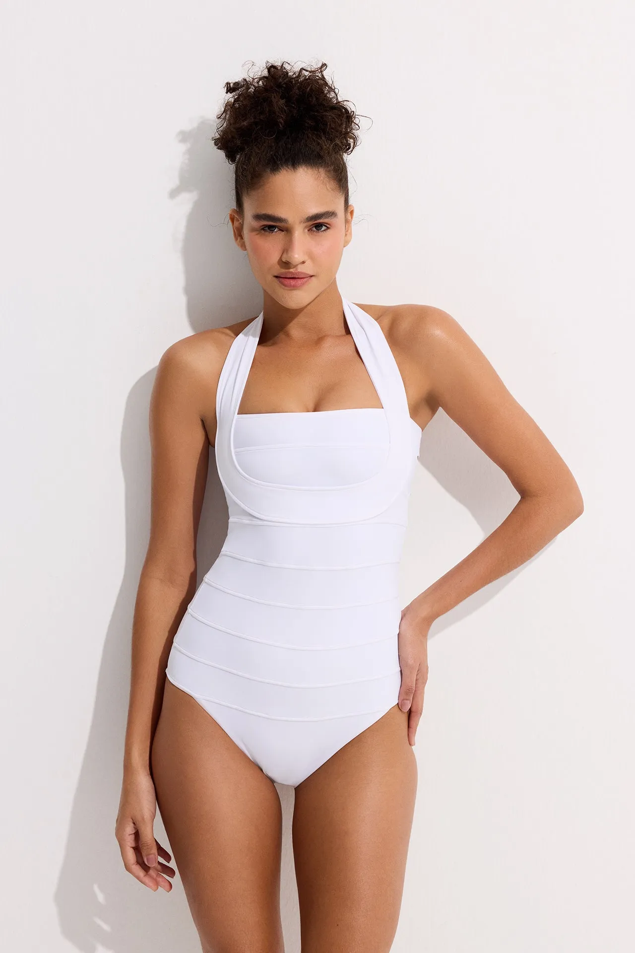 MARGE ONE PIECE Tropical Outfits