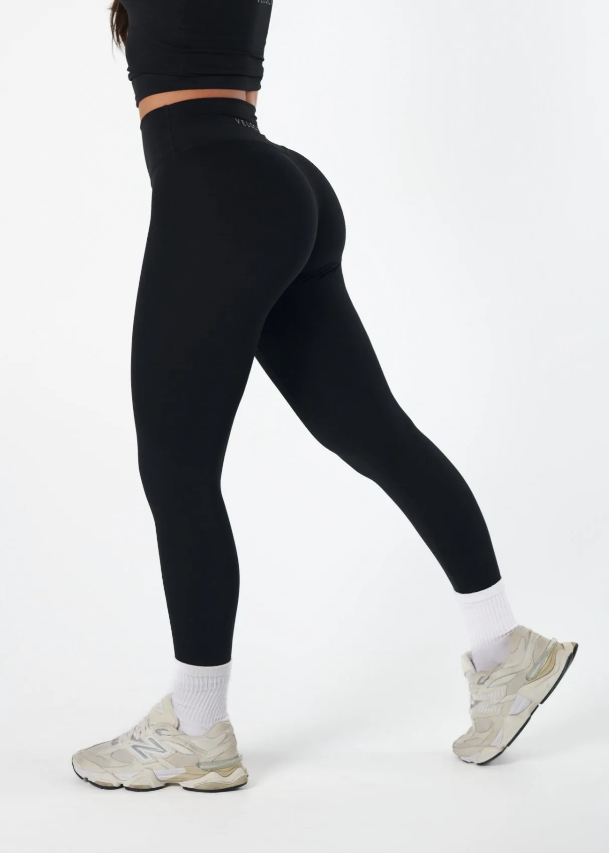 ACTIVE BASIC LEGGINGS - BLACK Breathable Comfort Fit