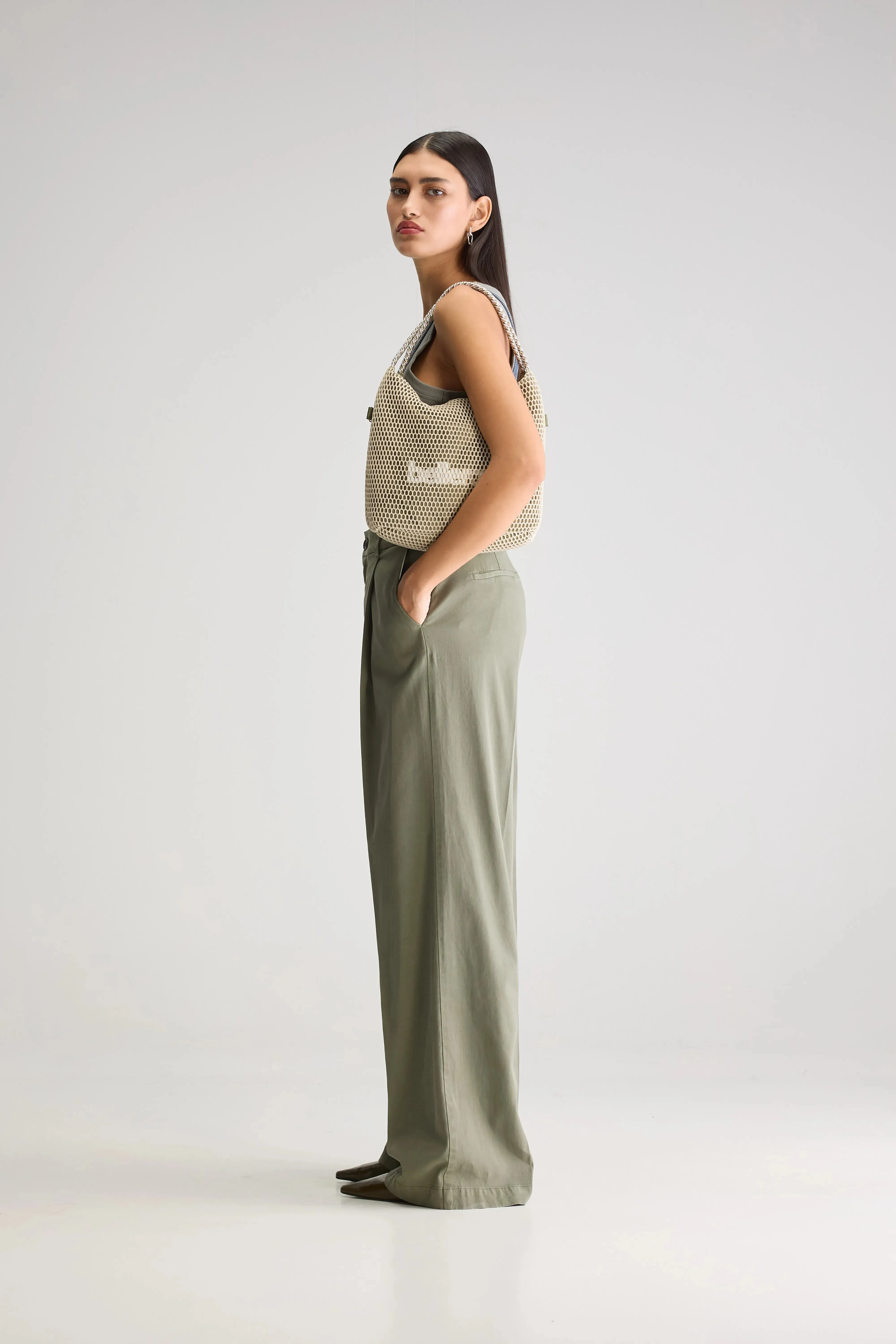 Perfect Shape Tagless Design Viktor formal trousers (251 / W / DUSTY OLIVE)