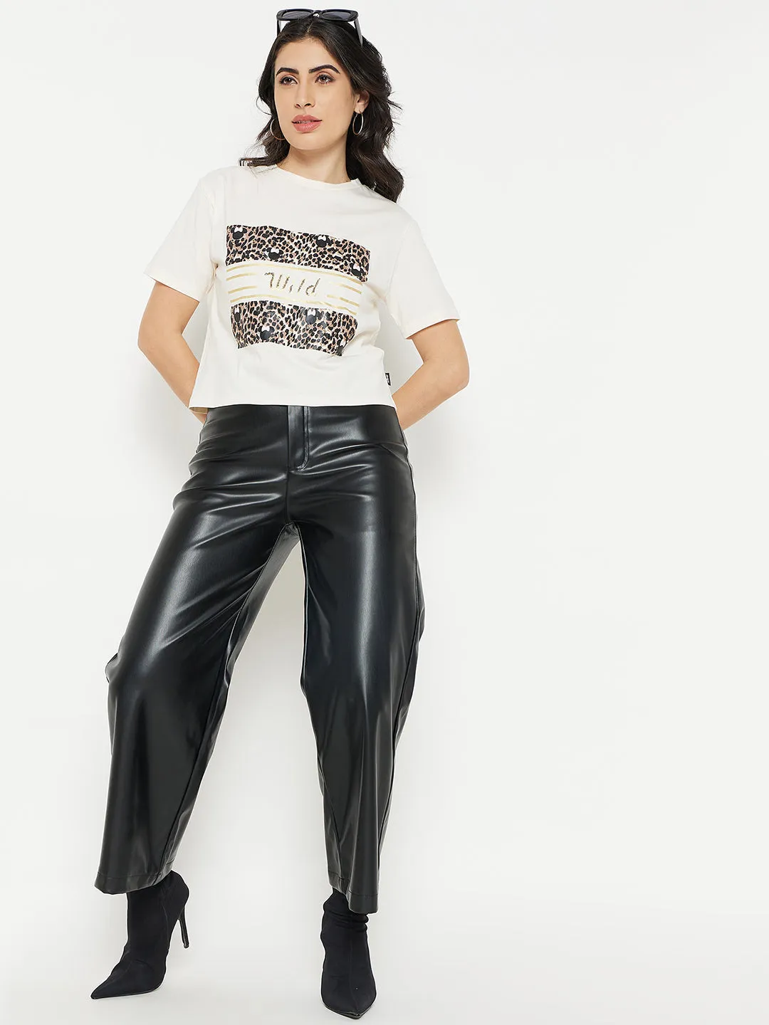 Easy Wear Brave Mode Madame Off-White Top
