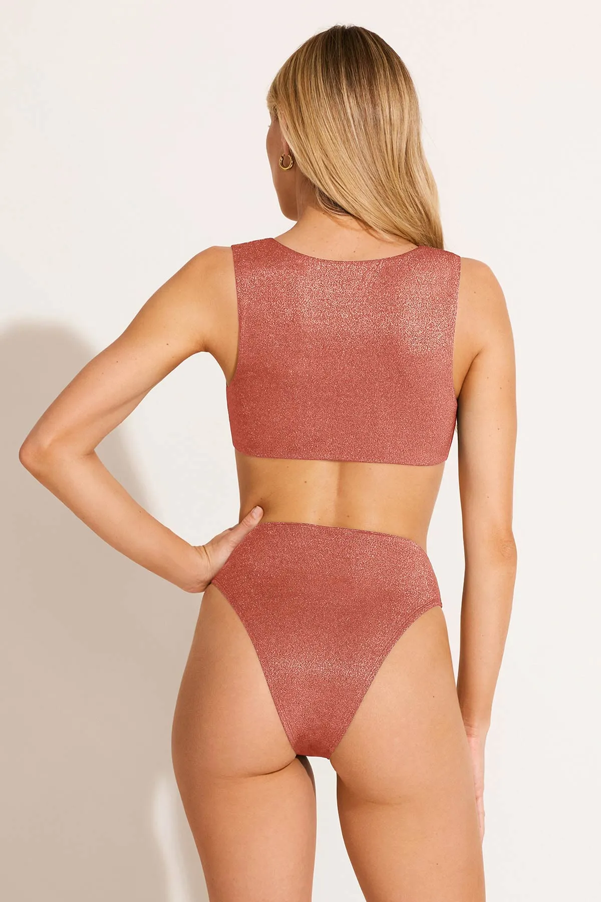 Bonded Seam Technology Anti Sag Reinforcement Cassia Crop Top - Pink Metallic
