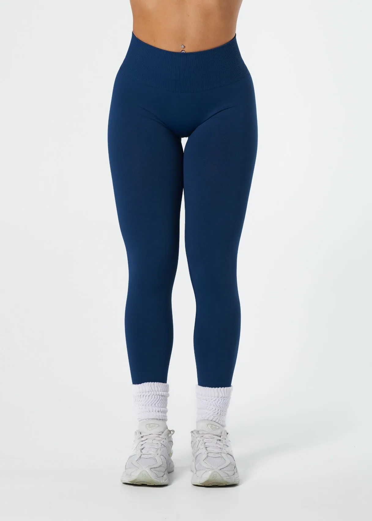 Casual Wearer Seamless Design Flexible Wear Summer Wear SHAPE SIGNATURE LEGGINGS - DEEP BLUE