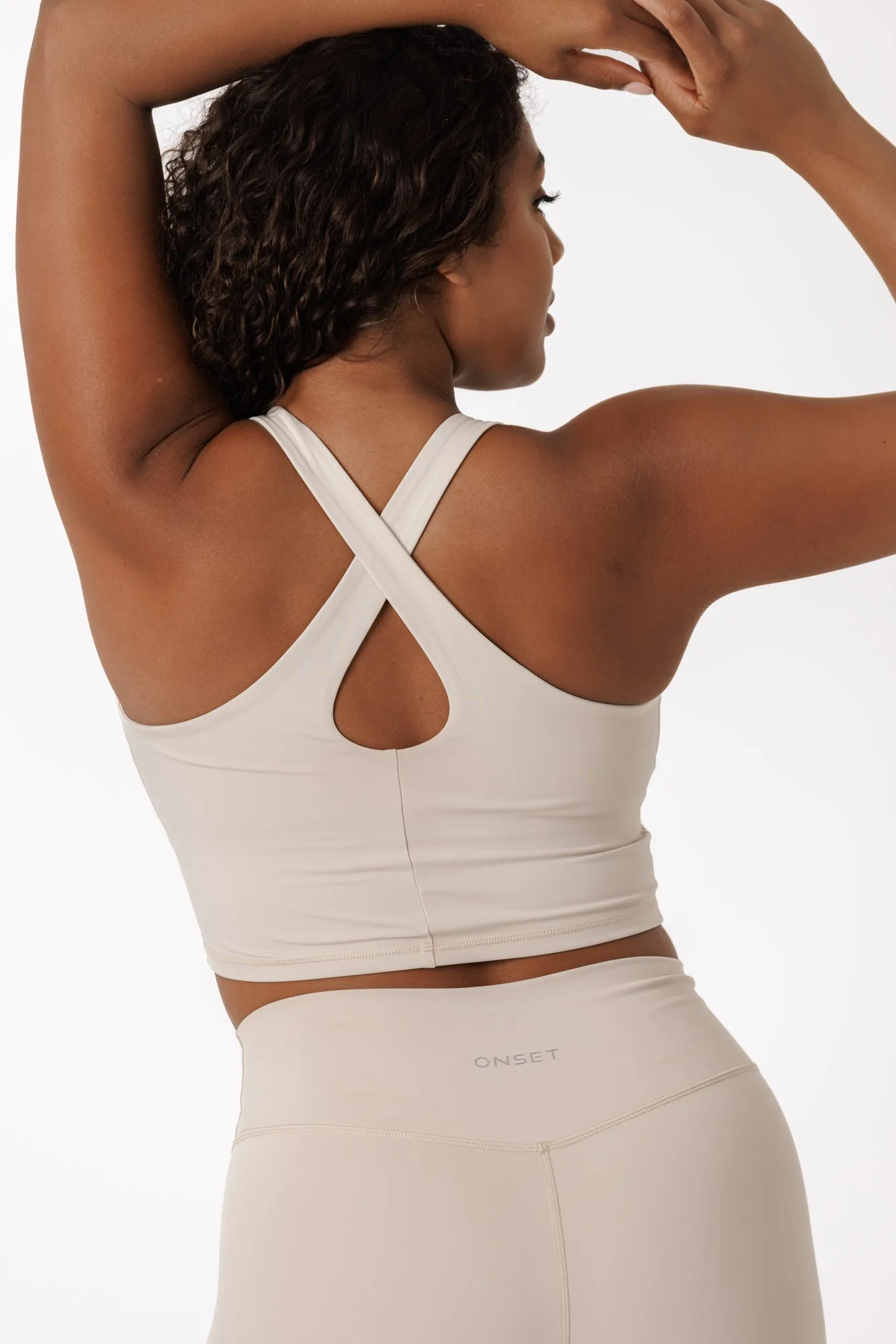 Signature Cross Back Long Sports Bra Athletes in training