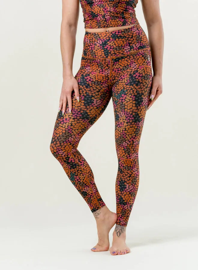 Korean Fresh Ventilated Back Panel Softmark Caught in the Midi High Waisted Legging