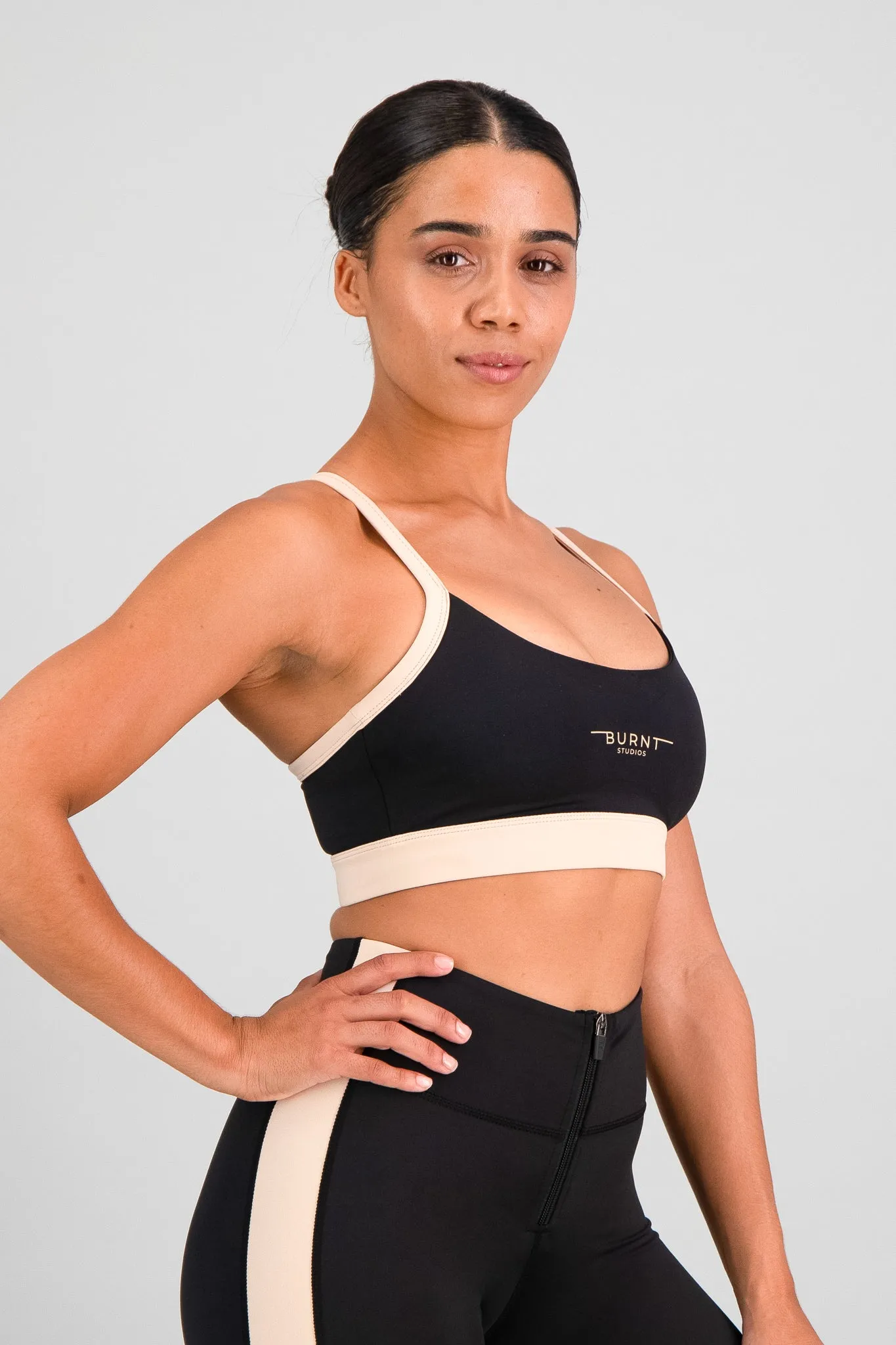 Decorative stitching Motion Cali Sports Bra