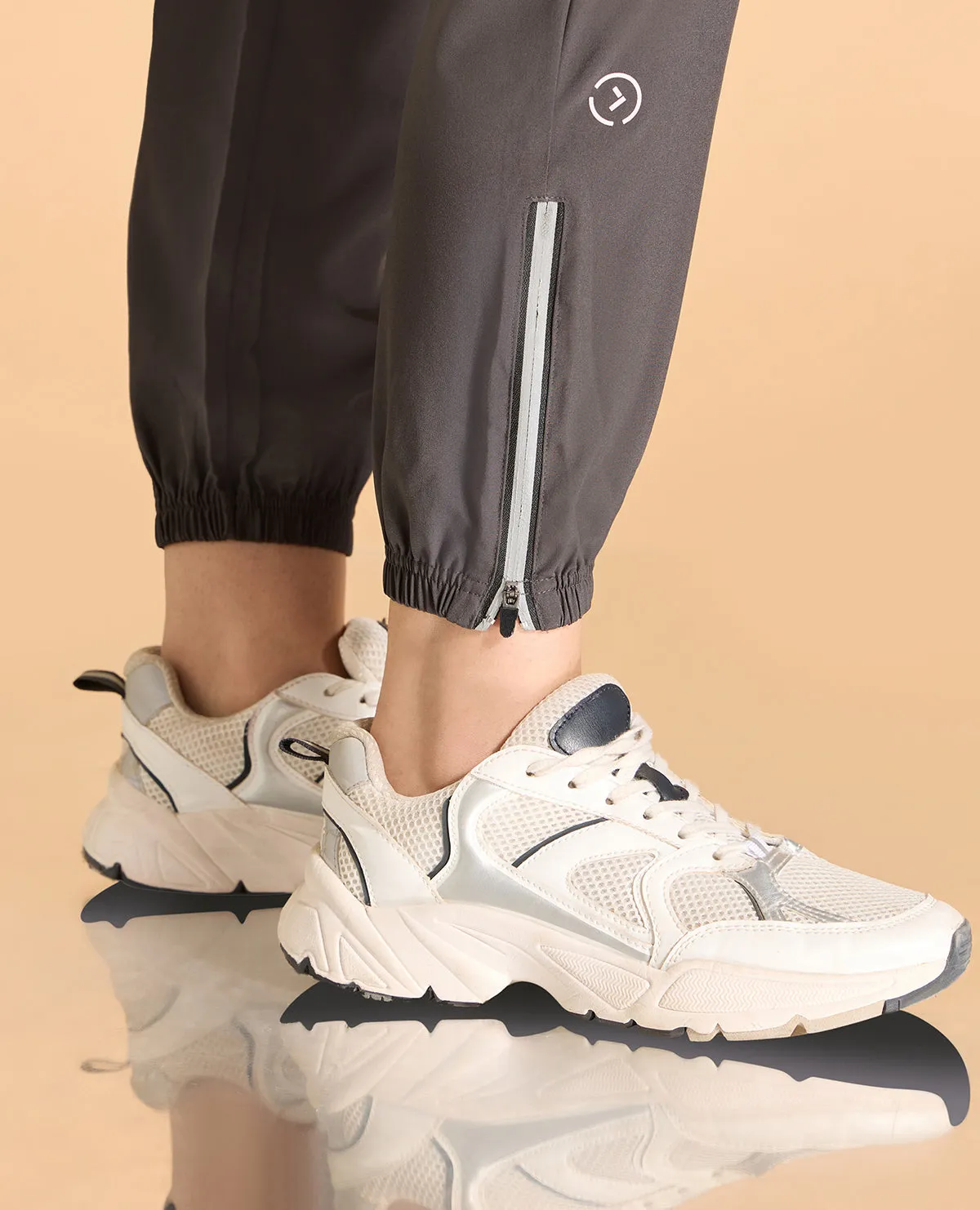 Reinforced Knees Women Max Dry Comfortable Joggers