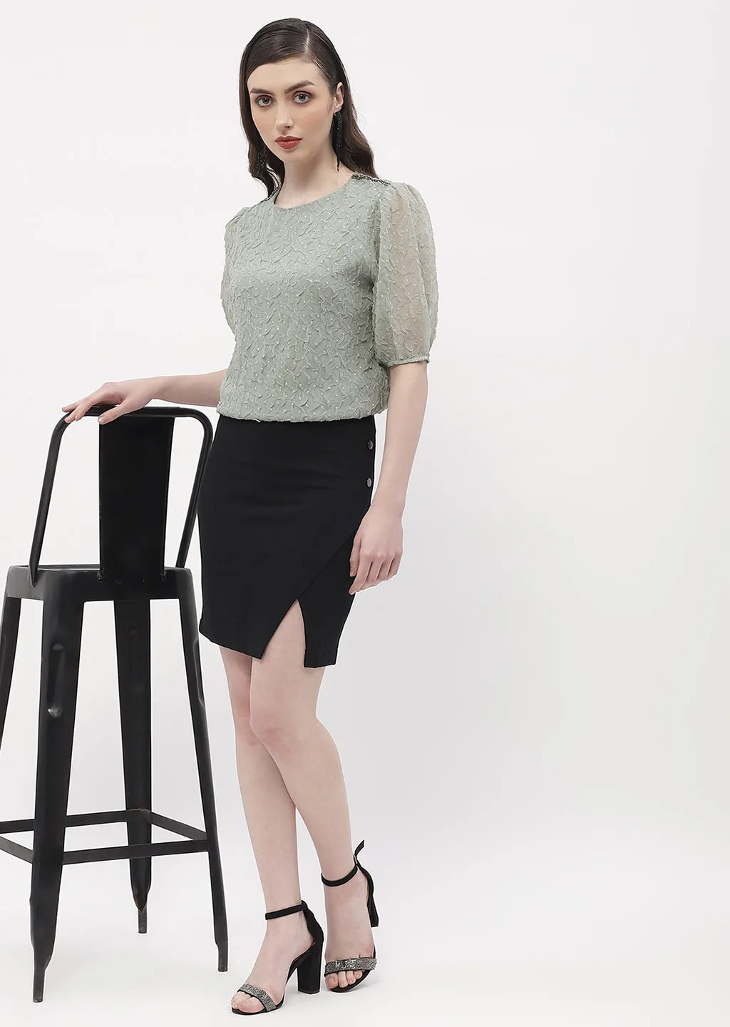 QuickReleaseFastener Urban Chic Madame Puff Sleeve Green Crinkled Fabric Top