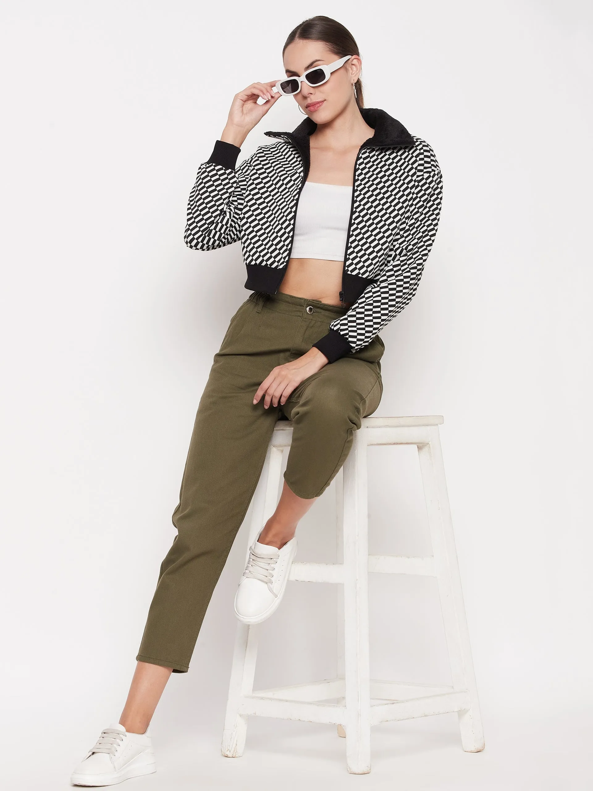 Madame Women Solid Olive Trouser Tailored Fit