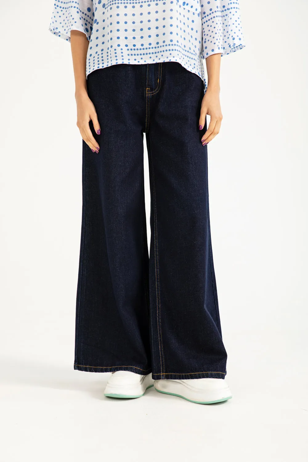 Core Cut MEGA WIDE FIT DENIM