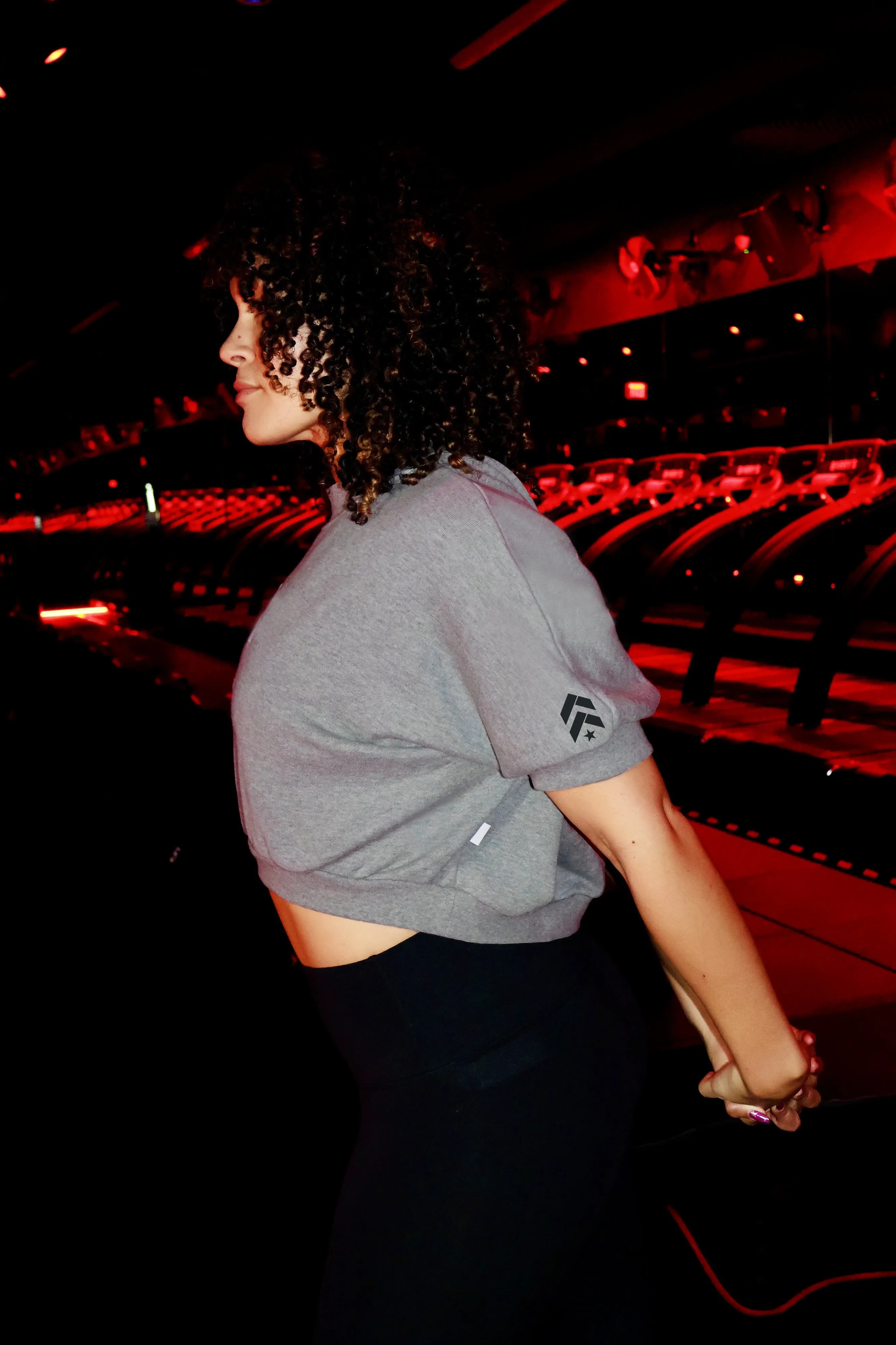 NIKE FLEECE CREW-NECK SHORT SLEEVE CARBON HEATHER Casual Layers