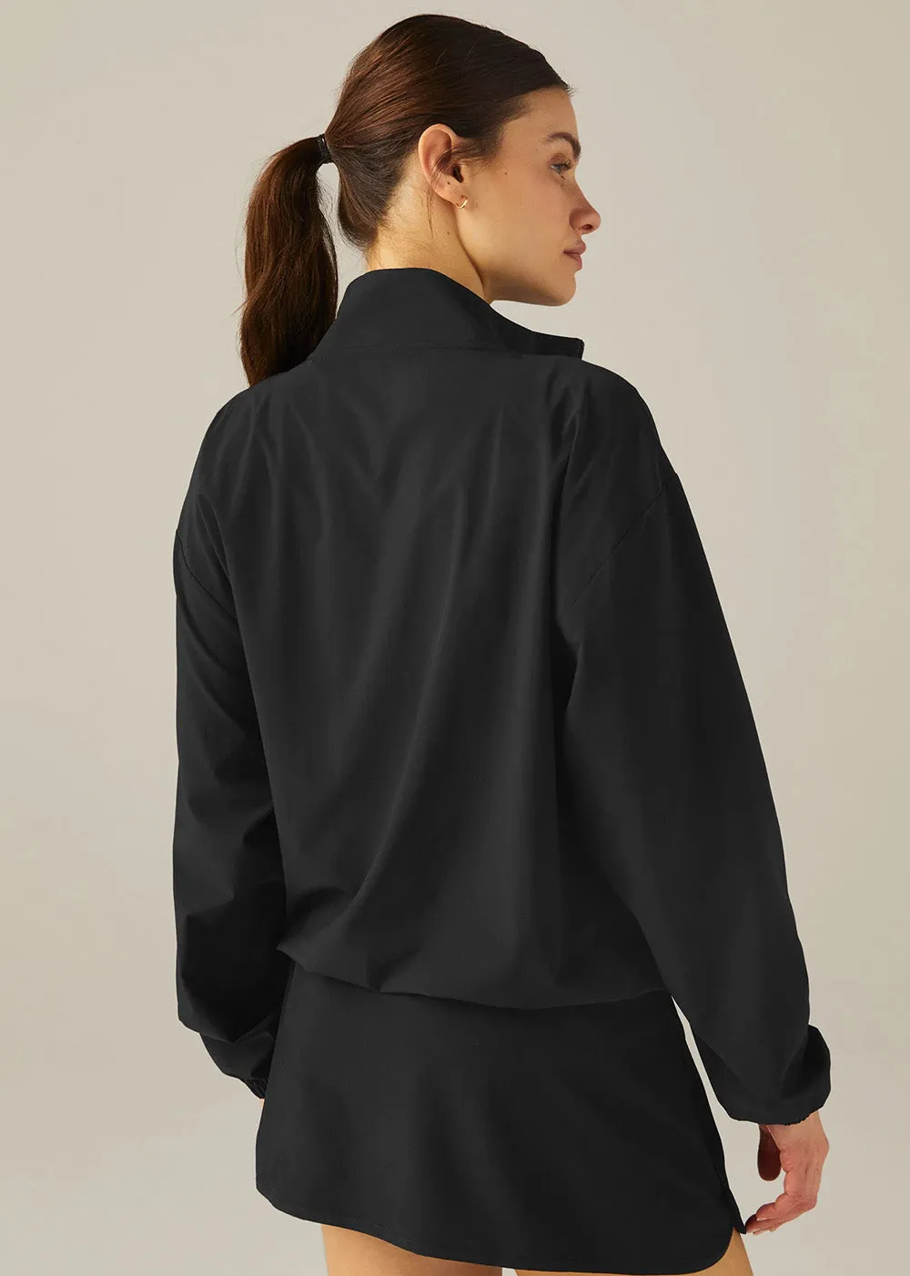 Icon Glow Beyond Yoga In Stride Half Zip Pullover - True Black