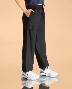 Mid Rise Solid Lightweight Cargo Pants For Girls Detachable belt Moisture Wicking Technology