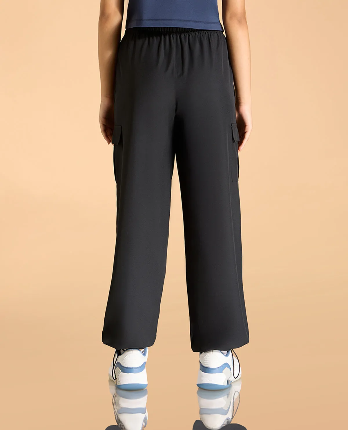 Mid Rise Solid Lightweight Cargo Pants For Girls Noise Reduciting Fabric