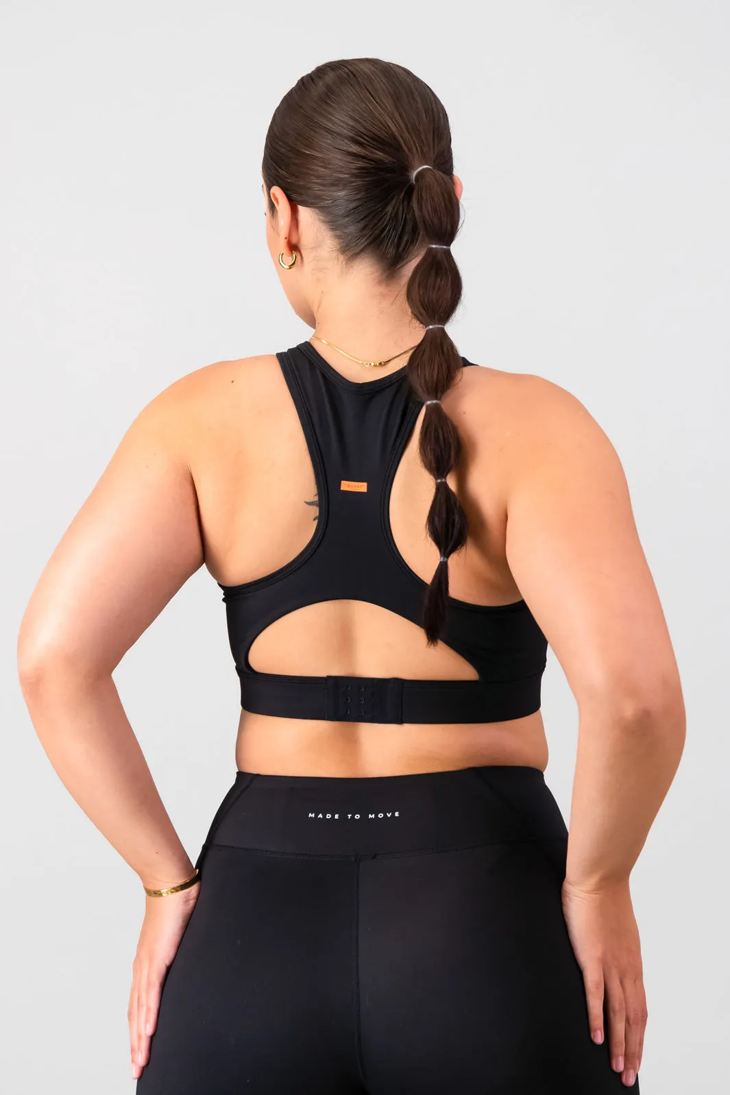 Essential Energy Bra - Black Lightweight Feel Personalized seams