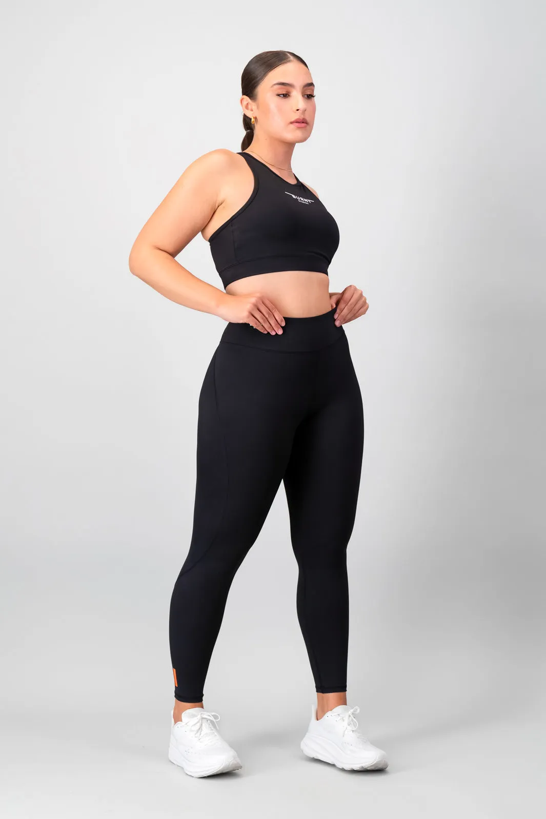 Essential Energy Bra - Black Compression fit seams
