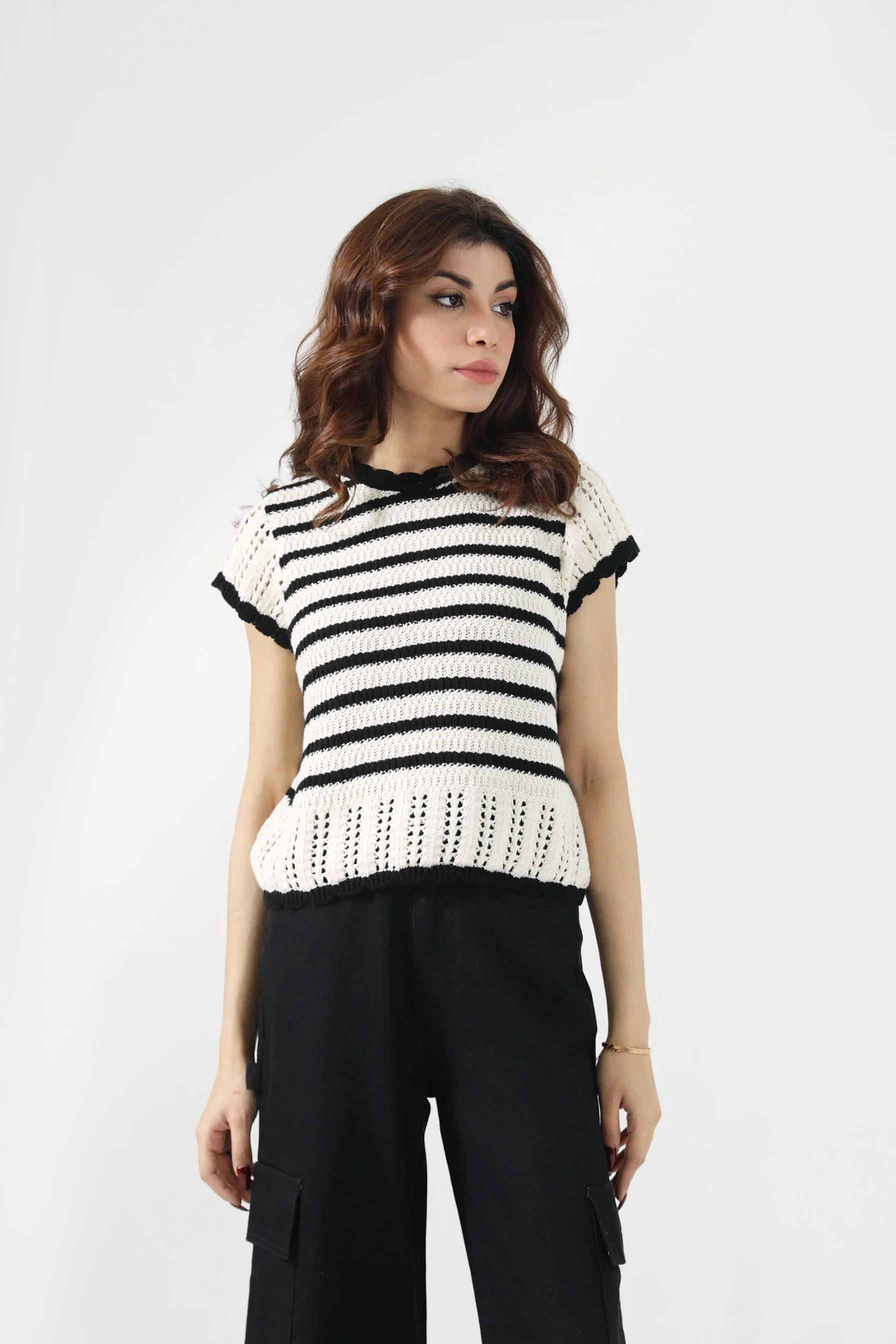 CONTRAST CROCHET KNIT TOP QuickReleaseClosure